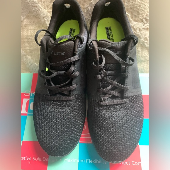 Skechers Gogo Max Women's Sz 10 Max Cushioning Athletic Low Top Sneakers Shoes - Picture 3 of 7